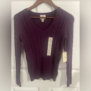 St. John’s Bay Women’s Long Sleeves Crew Neck Sweater Size XS Color Purple. New